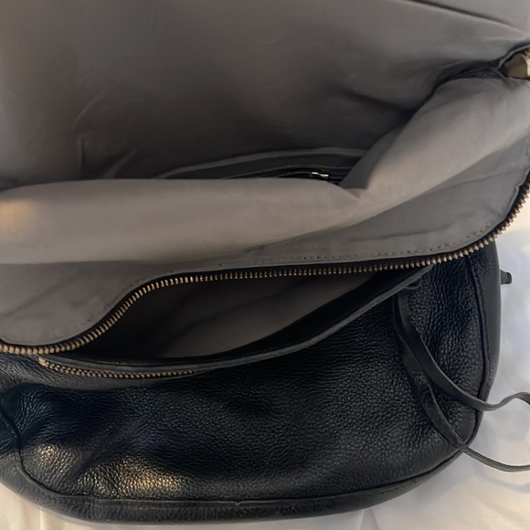 ROOTS- black leather purse - Picture 6 of 6